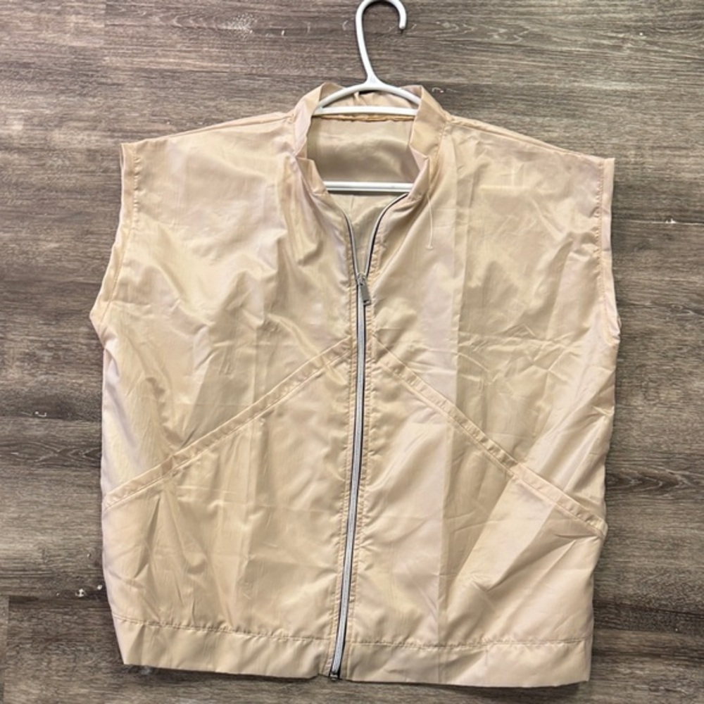 Women's Tan Vest -NWOT